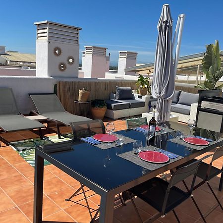 Appartement Avec Terrasse Sur Le Toit Vue Mer Roses Exterior foto