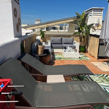 Appartement Avec Terrasse Sur Le Toit Vue Mer Roses Exterior foto